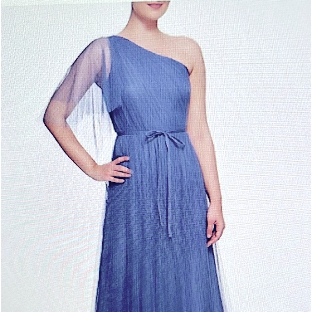 Marchesa Notte Ivera Gown New With Tags size 18 Perfect for Prom or formal